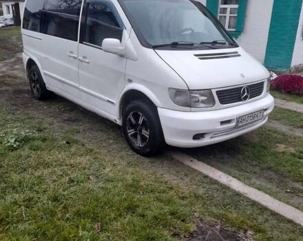 Белый Мерседес Вито, объемом двигателя 2.3 л и пробегом 405 тыс. км за 4500 $, фото 2 на Automoto.ua