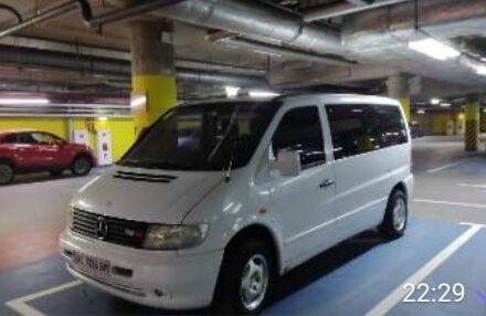 Білий Мерседес Віто, об'ємом двигуна 2.2 л та пробігом 400 тис. км за 4800 $, фото 2 на Automoto.ua