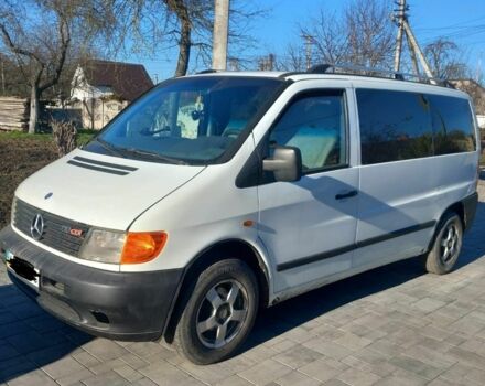 Белый Мерседес Вито, объемом двигателя 2.2 л и пробегом 360 тыс. км за 5000 $, фото 10 на Automoto.ua