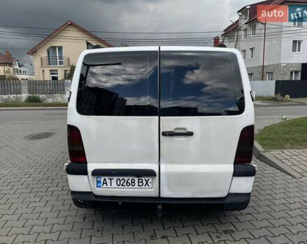 Білий Мерседес Віто, об'ємом двигуна 2.15 л та пробігом 300 тис. км за 2800 $, фото 10 на Automoto.ua