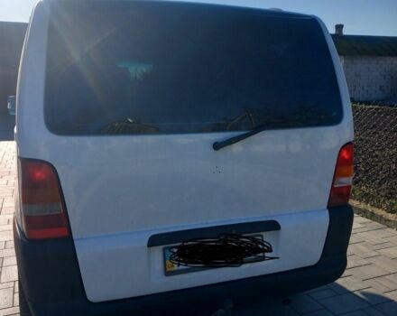 Белый Мерседес Вито, объемом двигателя 2.2 л и пробегом 360 тыс. км за 5000 $, фото 9 на Automoto.ua