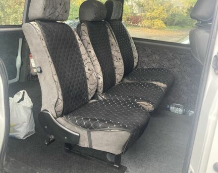 Белый Мерседес Вито, объемом двигателя 2.1 л и пробегом 380 тыс. км за 4300 $, фото 7 на Automoto.ua