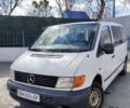 Белый Мерседес Вито, объемом двигателя 2.2 л и пробегом 275 тыс. км за 3800 $, фото 1 на Automoto.ua