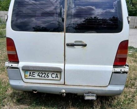 Мерседес Вито 1999 в Кривом Роге на Automoto.ua Белый Мерседес Вито, объемом двигателя 2.3 л и пробегом 500 тыс. км за 3000 $, фото 5 на Automoto.ua