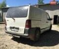 Белый Мерседес Вито, объемом двигателя 2.2 л и пробегом 500 тыс. км за 2600 $, фото 3 на Automoto.ua
