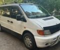 Білий Мерседес Віто, об'ємом двигуна 2.2 л та пробігом 440 тис. км за 3200 $, фото 1 на Automoto.ua