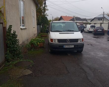 Белый Мерседес Вито, объемом двигателя 2.3 л и пробегом 2 тыс. км за 2700 $, фото 1 на Automoto.ua