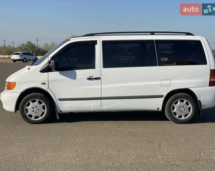 Білий Мерседес Віто, об'ємом двигуна 2.15 л та пробігом 274 тис. км за 4999 $, фото 6 на Automoto.ua