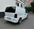 Белый Мерседес Вито, объемом двигателя 2.2 л и пробегом 400 тыс. км за 1800 $, фото 1 на Automoto.ua