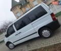 Белый Мерседес Вито, объемом двигателя 2.2 л и пробегом 333 тыс. км за 3700 $, фото 2 на Automoto.ua