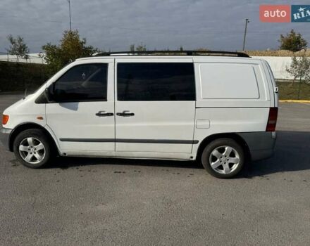 Белый Мерседес Вито, объемом двигателя 2.15 л и пробегом 280 тыс. км за 3700 $, фото 5 на Automoto.ua