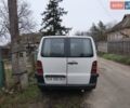 Белый Мерседес Вито, объемом двигателя 2.2 л и пробегом 323 тыс. км за 4000 $, фото 1 на Automoto.ua