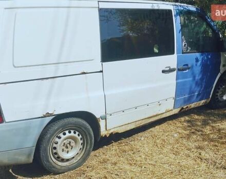 Білий Мерседес Віто, об'ємом двигуна 0 л та пробігом 400 тис. км за 1700 $, фото 2 на Automoto.ua