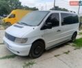 Белый Мерседес Вито, объемом двигателя 2.15 л и пробегом 242 тыс. км за 2900 $, фото 1 на Automoto.ua