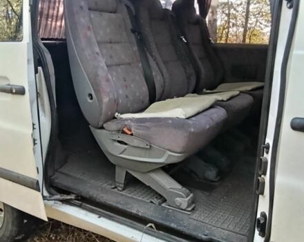 Белый Мерседес Вито, объемом двигателя 0 л и пробегом 660 тыс. км за 3200 $, фото 5 на Automoto.ua