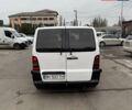 Белый Мерседес Вито, объемом двигателя 2.15 л и пробегом 300 тыс. км за 4199 $, фото 8 на Automoto.ua
