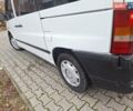 Белый Мерседес Вито, объемом двигателя 2.2 л и пробегом 333 тыс. км за 3700 $, фото 8 на Automoto.ua