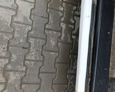 Белый Мерседес Вито, объемом двигателя 2.15 л и пробегом 370 тыс. км за 5700 $, фото 17 на Automoto.ua