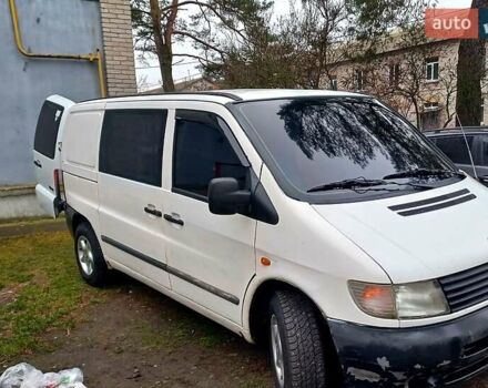 Білий Мерседес Віто, об'ємом двигуна 2.2 л та пробігом 450 тис. км за 4500 $, фото 5 на Automoto.ua