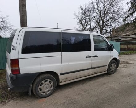 Белый Мерседес Вито, объемом двигателя 0 л и пробегом 230 тыс. км за 4000 $, фото 2 на Automoto.ua