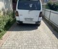 Белый Мерседес Вито, объемом двигателя 2.15 л и пробегом 200 тыс. км за 3000 $, фото 1 на Automoto.ua