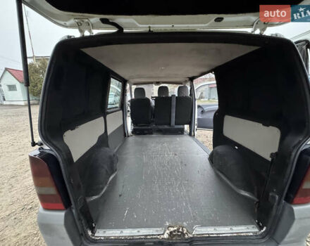 Білий Мерседес Віто, об'ємом двигуна 2.2 л та пробігом 400 тис. км за 5000 $, фото 15 на Automoto.ua