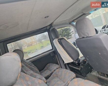 Белый Мерседес Вито, объемом двигателя 2.2 л и пробегом 333 тыс. км за 3700 $, фото 19 на Automoto.ua