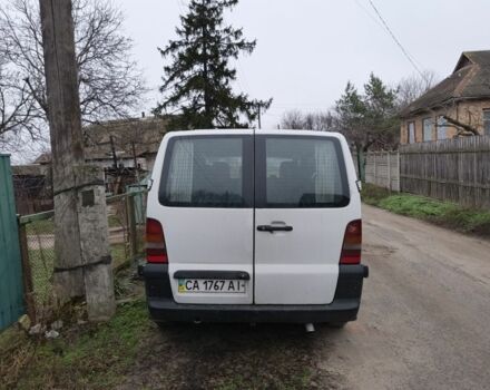 Белый Мерседес Вито, объемом двигателя 0 л и пробегом 230 тыс. км за 4000 $, фото 1 на Automoto.ua