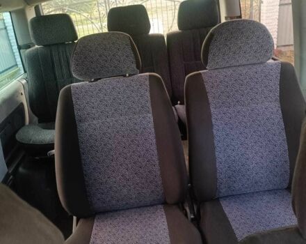 Білий Мерседес Віто, об'ємом двигуна 2.1 л та пробігом 300 тис. км за 2700 $, фото 6 на Automoto.ua