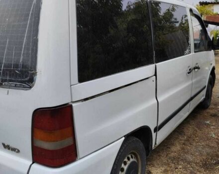 Білий Мерседес Віто, об'ємом двигуна 2.1 л та пробігом 462 тис. км за 2663 $, фото 2 на Automoto.ua