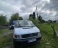 Білий Мерседес Віто, об'ємом двигуна 2.1 л та пробігом 130 тис. км за 2700 $, фото 1 на Automoto.ua
