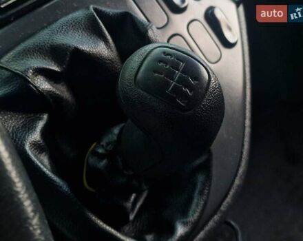 Мерседес Вито 2000 в Николаеве на Automoto.ua Белый Мерседес Вито, объемом двигателя 2.2 л и пробегом 261 тыс. км за 4590 $, фото 12 на Automoto.ua