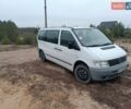 Белый Мерседес Вито, объемом двигателя 2.2 л и пробегом 520 тыс. км за 4800 $, фото 1 на Automoto.ua