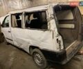 Белый Мерседес Вито, объемом двигателя 2.15 л и пробегом 465 тыс. км за 280 $, фото 1 на Automoto.ua