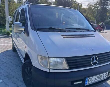 Белый Мерседес Вито, объемом двигателя 2.2 л и пробегом 530 тыс. км за 5500 $, фото 1 на Automoto.ua