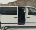 Белый Мерседес Вито, объемом двигателя 2.15 л и пробегом 288 тыс. км за 3000 $, фото 4 на Automoto.ua