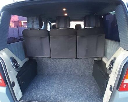 Белый Мерседес Вито, объемом двигателя 2.15 л и пробегом 340 тыс. км за 4600 $, фото 6 на Automoto.ua