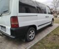 Белый Мерседес Вито, объемом двигателя 2.1 л и пробегом 357 тыс. км за 2750 $, фото 2 на Automoto.ua