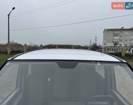 Білий Мерседес Віто, об'ємом двигуна 2.2 л та пробігом 400 тис. км за 5000 $, фото 9 на Automoto.ua