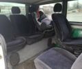 Белый Мерседес Вито, объемом двигателя 2.15 л и пробегом 370 тыс. км за 5700 $, фото 32 на Automoto.ua