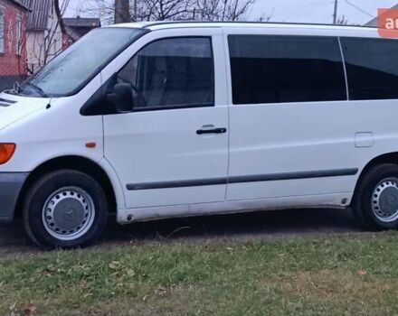 Белый Мерседес Вито, объемом двигателя 2.2 л и пробегом 300 тыс. км за 3750 $, фото 8 на Automoto.ua