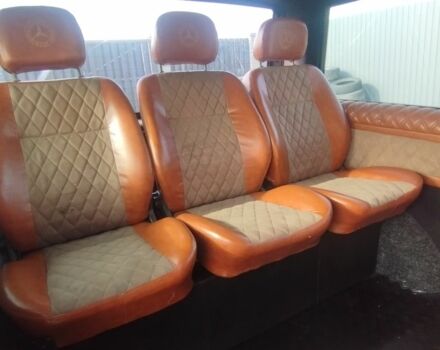 Мерседес Вито 2000 в Борисполе на Automoto.ua Белый Мерседес Вито, объемом двигателя 2.3 л и пробегом 351 тыс. км за 5800 $, фото 13 на Automoto.ua