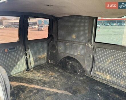 Белый Мерседес Вито, объемом двигателя 2.15 л и пробегом 280 тыс. км за 3700 $, фото 12 на Automoto.ua