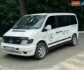 Белый Мерседес Вито, объемом двигателя 2.15 л и пробегом 350 тыс. км за 3900 $, фото 1 на Automoto.ua