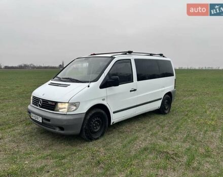 Белый Мерседес Вито, объемом двигателя 2.1 л и пробегом 402 тыс. км за 6500 $, фото 7 на Automoto.ua