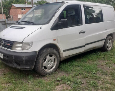 Белый Мерседес Вито, объемом двигателя 2.2 л и пробегом 285 тыс. км за 4200 $, фото 4 на Automoto.ua