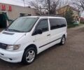 Білий Мерседес Віто, об'ємом двигуна 2.15 л та пробігом 325 тис. км за 5000 $, фото 2 на Automoto.ua