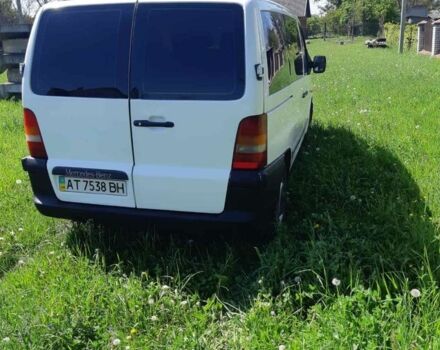 Белый Мерседес Вито, объемом двигателя 2.2 л и пробегом 220 тыс. км за 4900 $, фото 1 на Automoto.ua