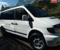 Белый Мерседес Вито, объемом двигателя 2.2 л и пробегом 400 тыс. км за 3800 $, фото 1 на Automoto.ua