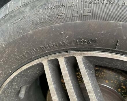 Белый Мерседес Вито, объемом двигателя 2.15 л и пробегом 502 тыс. км за 7000 $, фото 4 на Automoto.ua